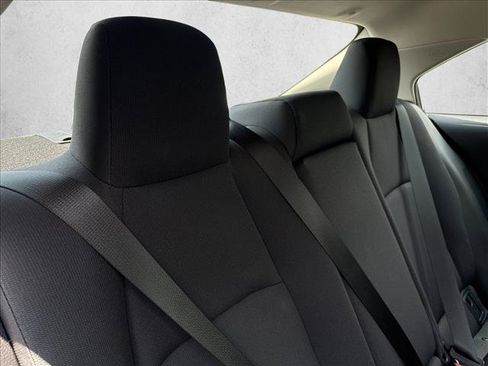 Used 2026 Toyota Corolla LE FWD image 21