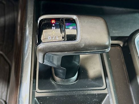 Used 2023 GMC Sierra 1500 SLT image 15