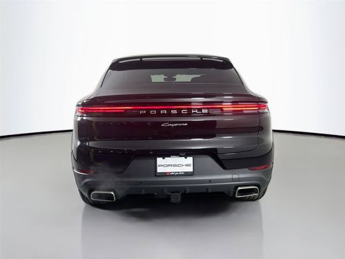 Certified 2026 Porsche Cayenne Coupe AWD/4WD image 6