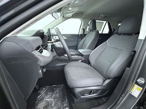 New 2026 Ford Explorer Active image 10