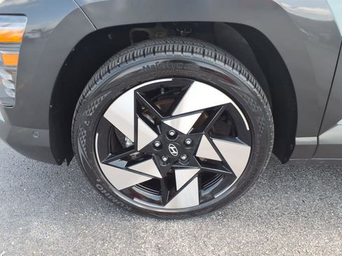 Used 2024 Hyundai Kona Limited image 13