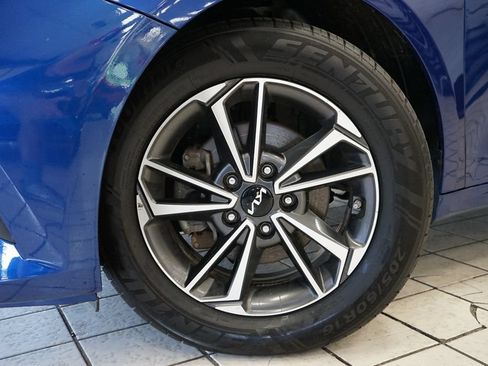 Used 2022 Kia Forte LXS w/ LXS Technology Package FWD image 48