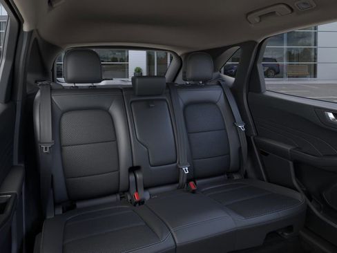 Used 2025 Ford Escape SE FWD image 11