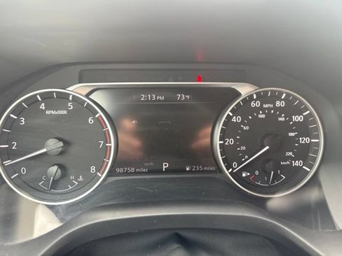 Used 2023 Nissan Rogue S AWD/4WD image 13