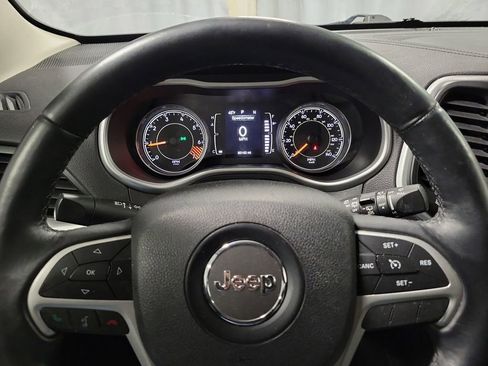 Used 2014 Jeep Cherokee Latitude w/ Comfort/Convenience Group image 15