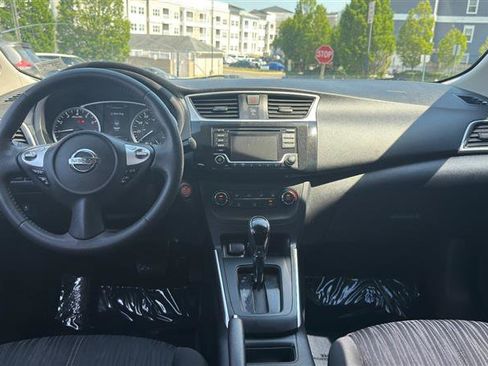 Used 2017 Nissan Sentra SV FWD image 23