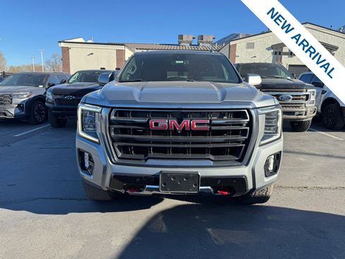 Used 2024 GMC Yukon XL AT4 w/ AT4 Premium Plus Package image 2