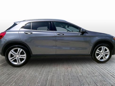 Used 2016 Mercedes-Benz GLA 250 4MATIC image 8