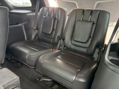 Used 2015 Ford Explorer Limited w/ Equipment Group 302A AWD/4WD image 13