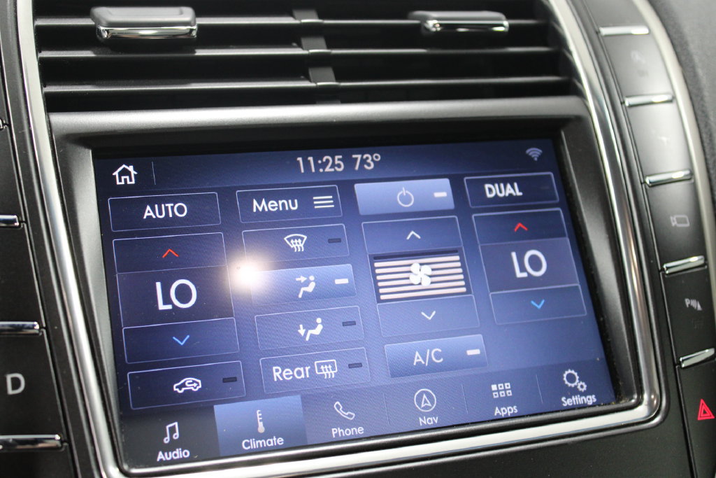 Used 2020 Lincoln Nautilus Reserve w/ Equipment Group 201A FWD image 58