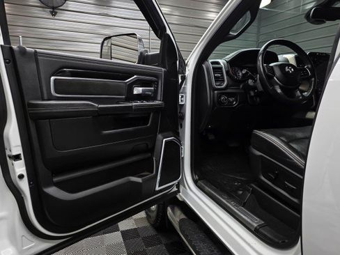 Used 2019 RAM 2500 Laramie AWD/4WD image 34