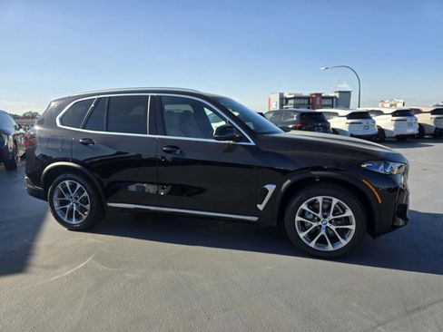 New 2026 BMW X5 xDrive40i w/ Premium Package image 24