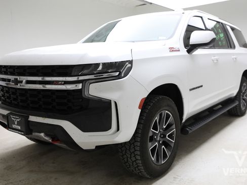 Used 2021 Chevrolet Suburban Z71 w/ Rear Media and Nav Package AWD/4WD image 1