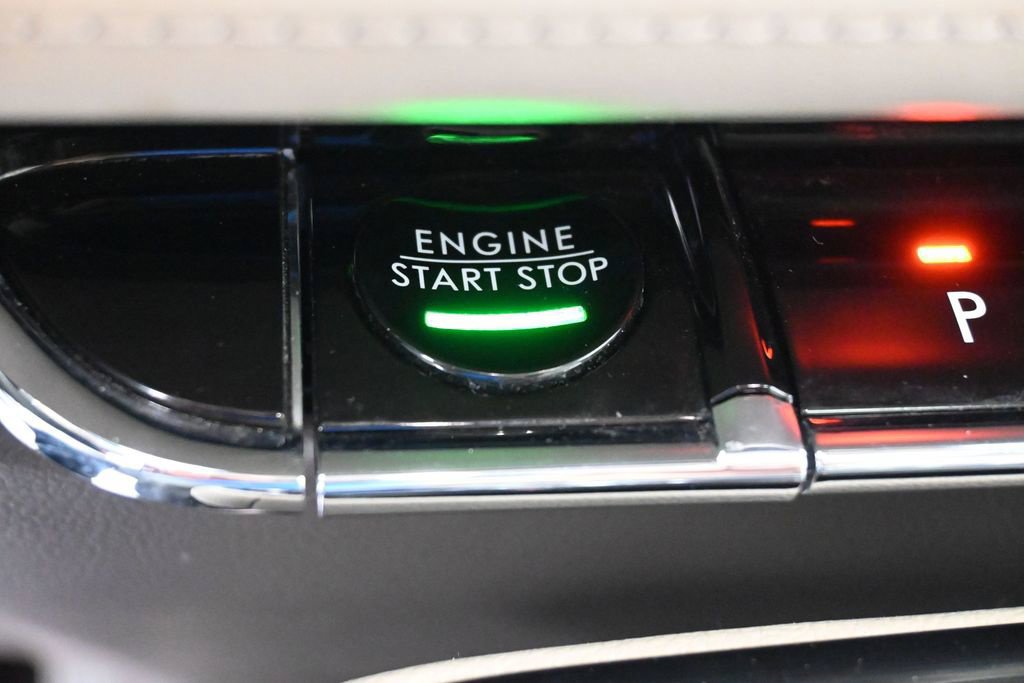 Used 2021 Lincoln Nautilus Reserve AWD/4WD image 33