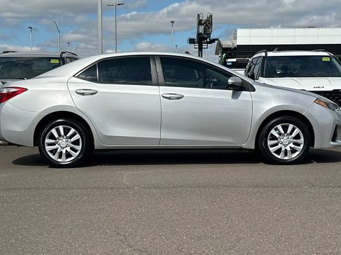 Used 2015 Toyota Corolla S FWD image 3