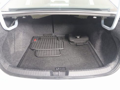 Used 2025 Volkswagen Jetta GLI Autobahn image 48