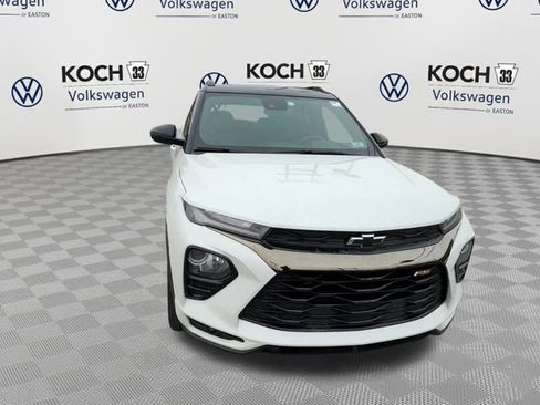 Used 2021 Chevrolet TrailBlazer RS w/ Sun and Liftgate Package image 5