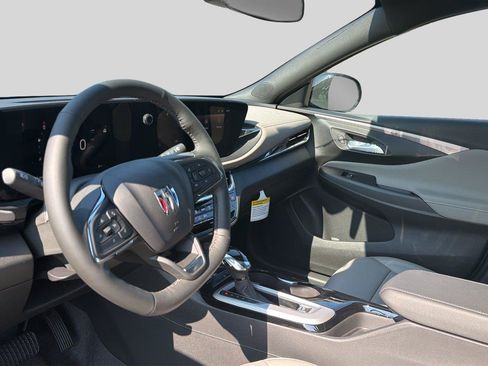 New 2026 Buick Envista Avenir FWD image 17