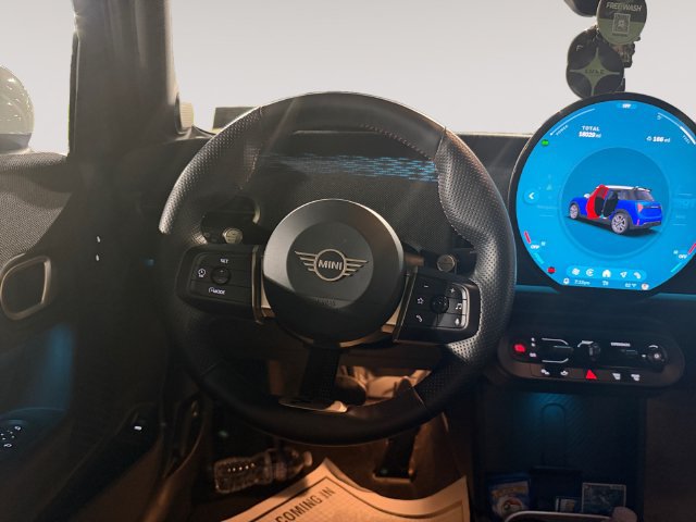 Used 2025 MINI Cooper S FWD image 11