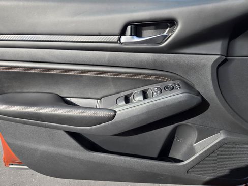 Used 2022 Nissan Altima 2.5 SR FWD image 20