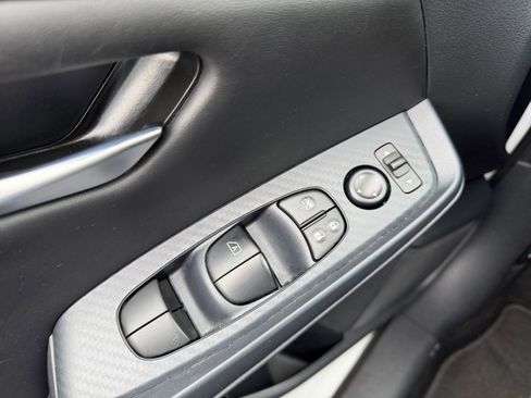 Used 2025 Nissan Sentra SV image 20