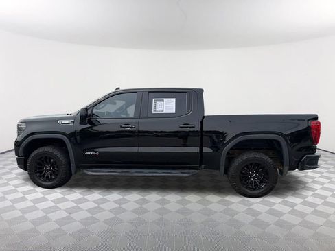 Used 2022 GMC Sierra 1500 AT4 w/ AT4 Premium Package AWD/4WD image 8