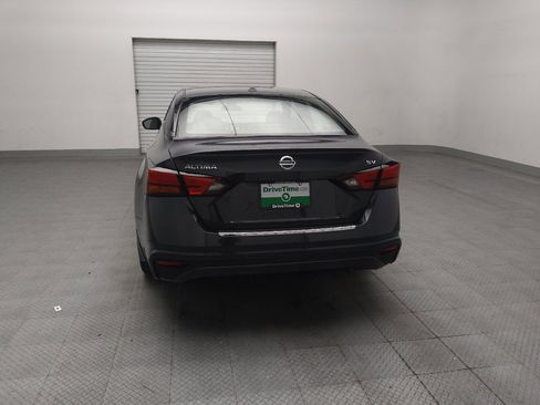 Used 2022 Nissan Altima 2.5 SV FWD image 6