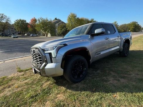 New 2025 Toyota Tundra Platinum image 4