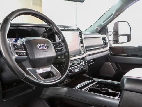 Used 2024 Ford F450 Lariat w/ Lariat Ultimate Package AWD/4WD image 24