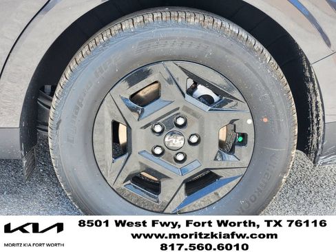 New 2026 Kia Carnival FWD image 7