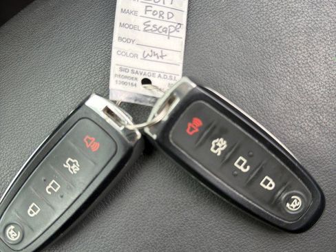 Used 2017 Ford Escape Titanium w/ Equipment Group 301A image 33