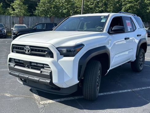 New 2026 Toyota 4Runner SR5 AWD/4WD image 7