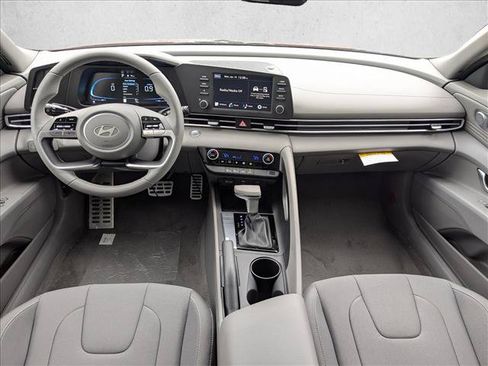 Used 2026 Hyundai Elantra Sport FWD image 16