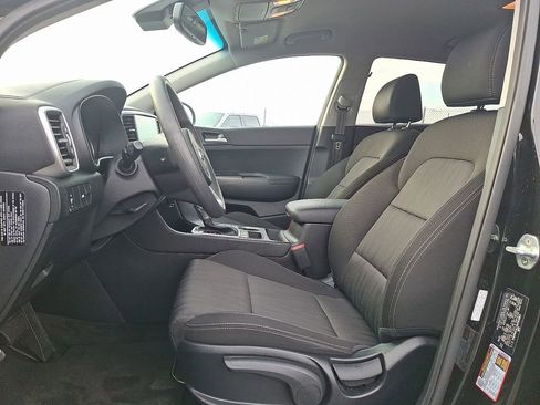 Certified 2022 Kia Sportage LX image 17