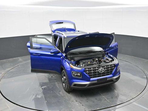 New 2026 Hyundai Venue SEL image 38