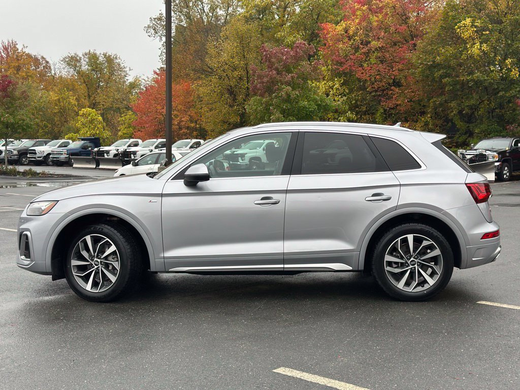 Used 2022 Audi Q5 2.0T Premium Plus w/ Premium Plus Package AWD/4WD image 3