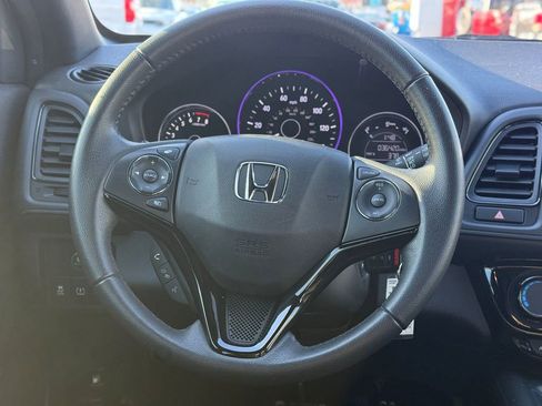 Used 2022 Honda HR-V Sport image 21