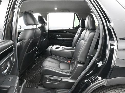 Used 2025 Honda Pilot EX-L image 33