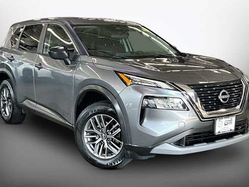 Used 2023 Nissan Rogue S AWD/4WD image 9