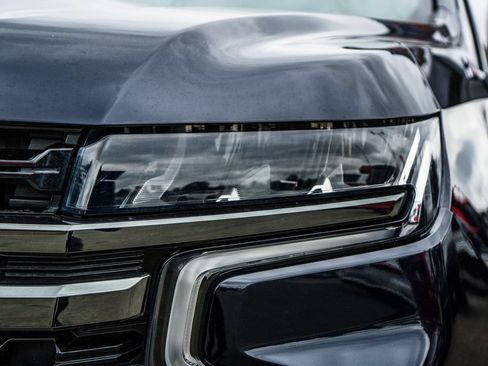 Used 2021 Chevrolet Tahoe Z71 AWD/4WD image 7