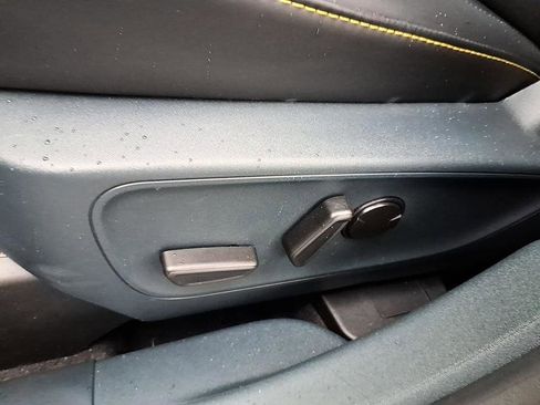Used 2025 Ford Maverick Lobo AWD/4WD image 19
