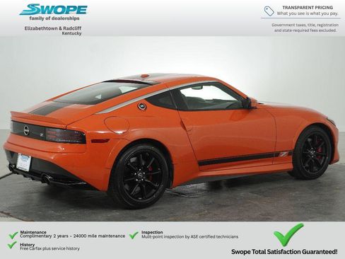 Used 2024 Nissan Z Performance w/ Heritage Edition RWD image 4