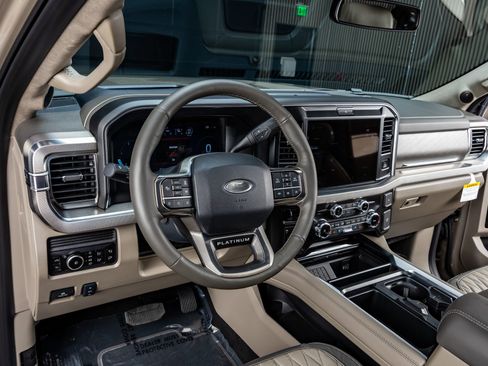 Used 2026 Ford F350 Platinum image 17