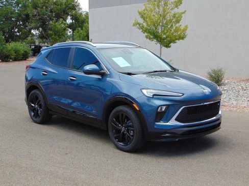 Used 2025 Buick Encore GX Sport Touring w/ Advanced Technology Package image 1