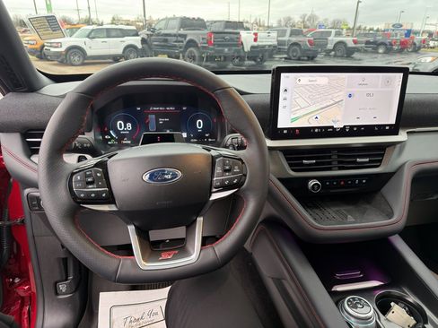 Used 2025 Ford Explorer ST w/ Sun And Sound Package AWD/4WD image 9