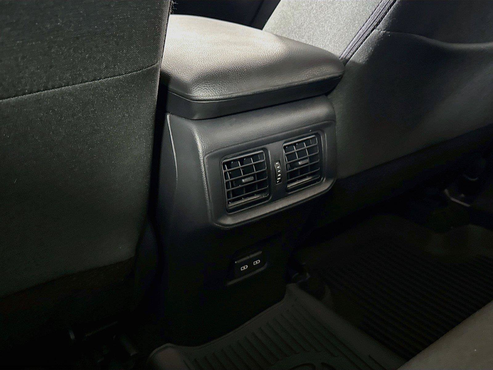 Certified 2025 Toyota RAV4 XLE AWD/4WD image 33