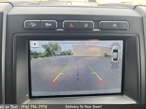Used 2018 Ford Expedition Limited w/ Equipment Group 301A AWD/4WD image 23