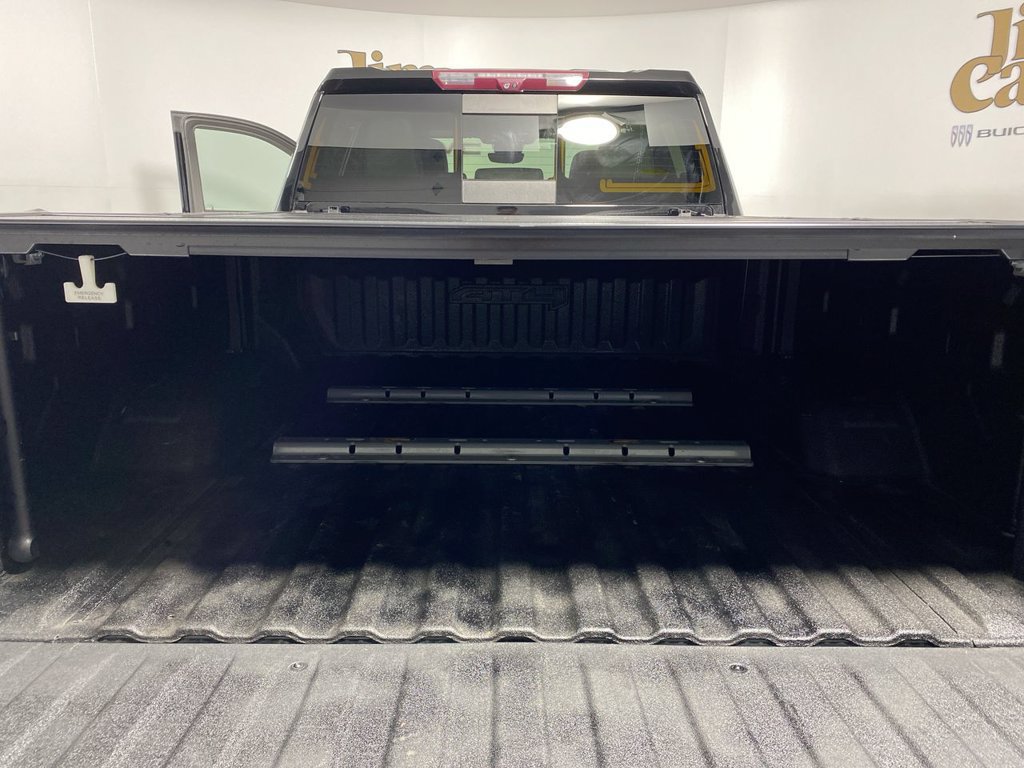 Used 2024 GMC Sierra 2500 AT4 w/ Technology Package AWD/4WD image 22