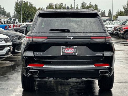 New 2025 Jeep Grand Cherokee Overland w/ Adv Protech Group III image 5