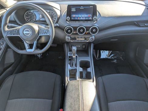 Used 2024 Nissan Sentra SV image 15